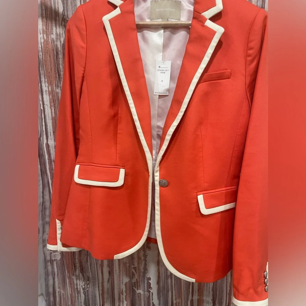 Banana Republic Classics Tapped Blazer New with tags Size 6 - Picture 2 of 10